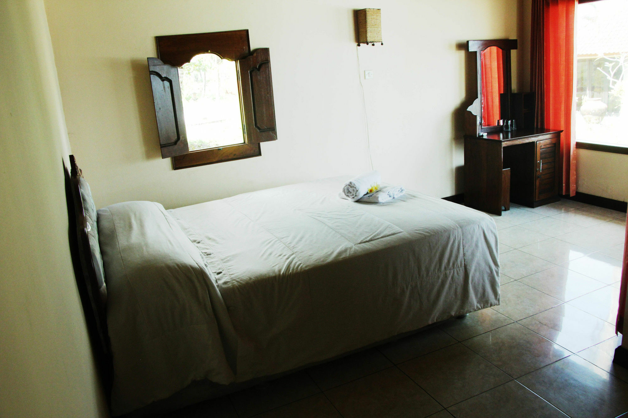 Soka Indah Restaurant & Bungalows Selemadeg  Dış mekan fotoğraf
